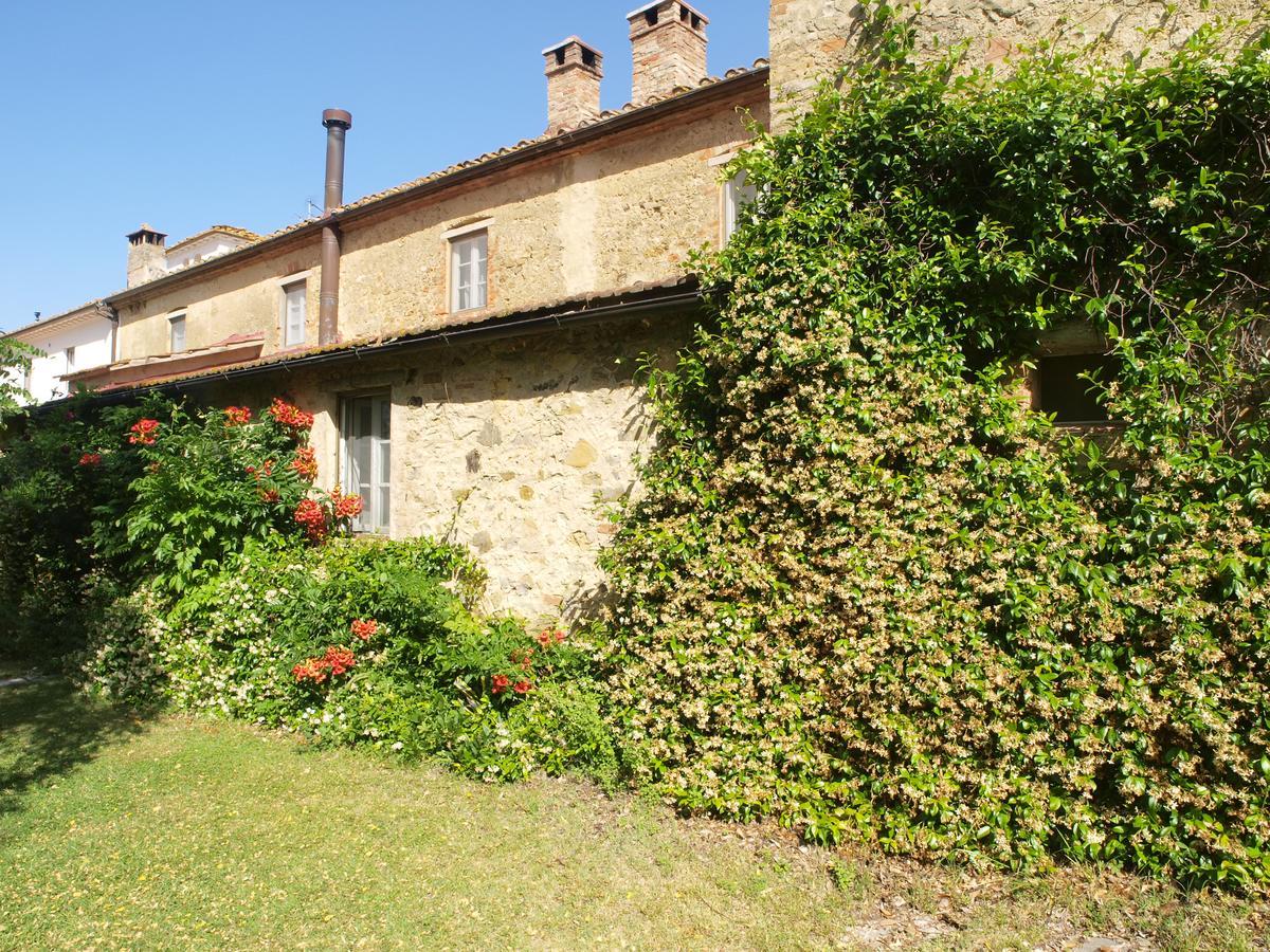 Agriturismo La Moraia Hotel Poggibonsi Exterior photo